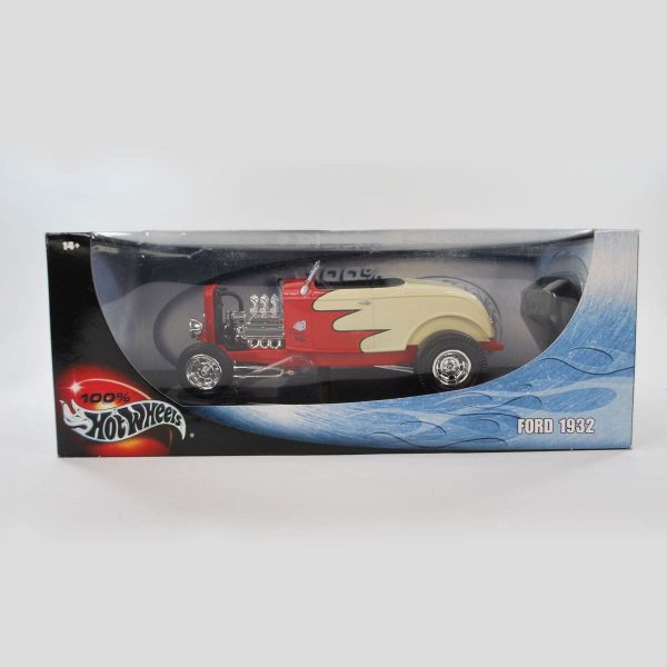 Hot Wheels 1932 Ford Deuces Wild Model Car 1/18 Scale