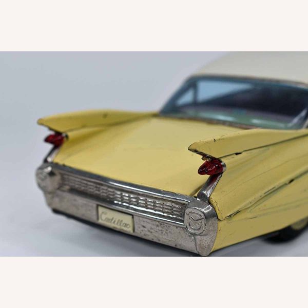 Bandai 1959 Cadillac Tin Friction Automobile Tail Lights 6