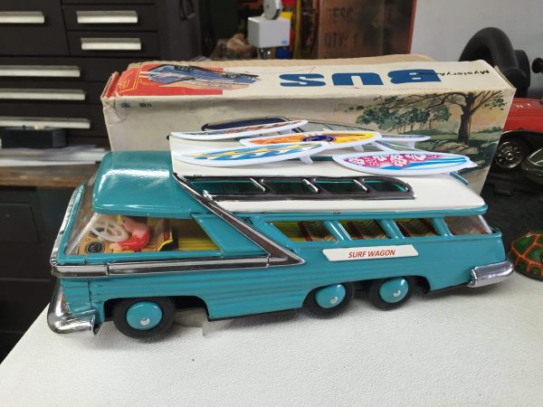 Mystery Action Bus, China ME 083 Uncle Al's Toys Surf Wagon CUSTOM!