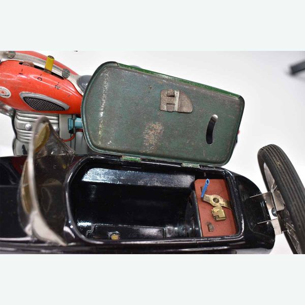 Marusan Sunbeam Motorcycle with Sidecar Battery Operated 2