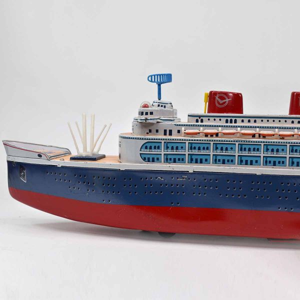 Masudaya ‘Queen Of The Sea Battery Operated Ocean Liner 10