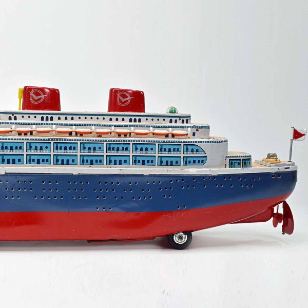 Masudaya ‘Queen Of The Sea Battery Operated Ocean Liner 11