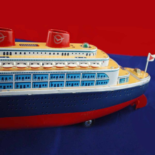 Masudaya ‘Queen Of The Sea Battery Operated Ocean Liner 6