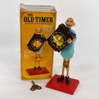 The Old Timer Windup Clock 8 1