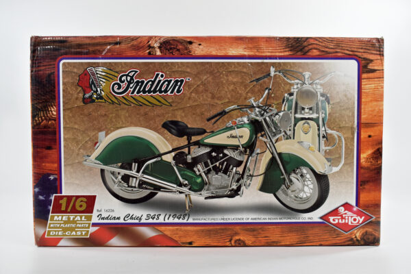 GuiLoy Indian Chief 348 1948 Motorcycle 1/6 Scale Die-Cast Model - Font