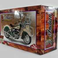 GuiLoy Indian Chief 348 1948 Motorcycle 1/6 Scale Die-Cast Model