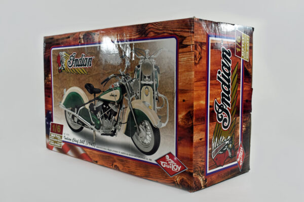 GuiLoy Indian Chief 348 1948 Motorcycle 1/6 Scale Die-Cast Model