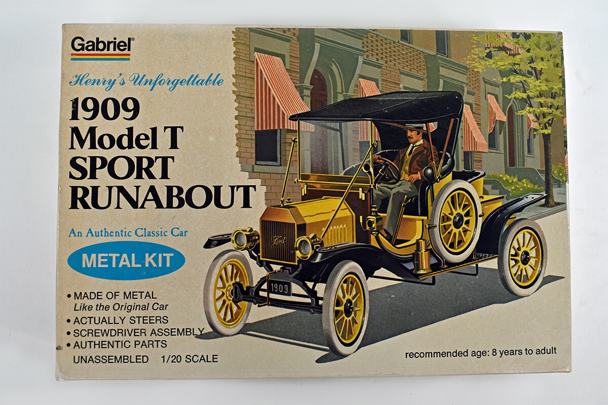 Gabriel 1909 Model T Sport Runabout Metal Model Kit