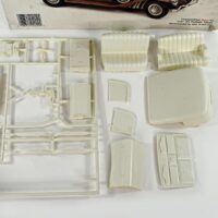 Scale Models Town Car (4)