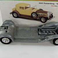 Scale Models 1928 Duesenberg "Town Car" Die Cast Model Kit #4014