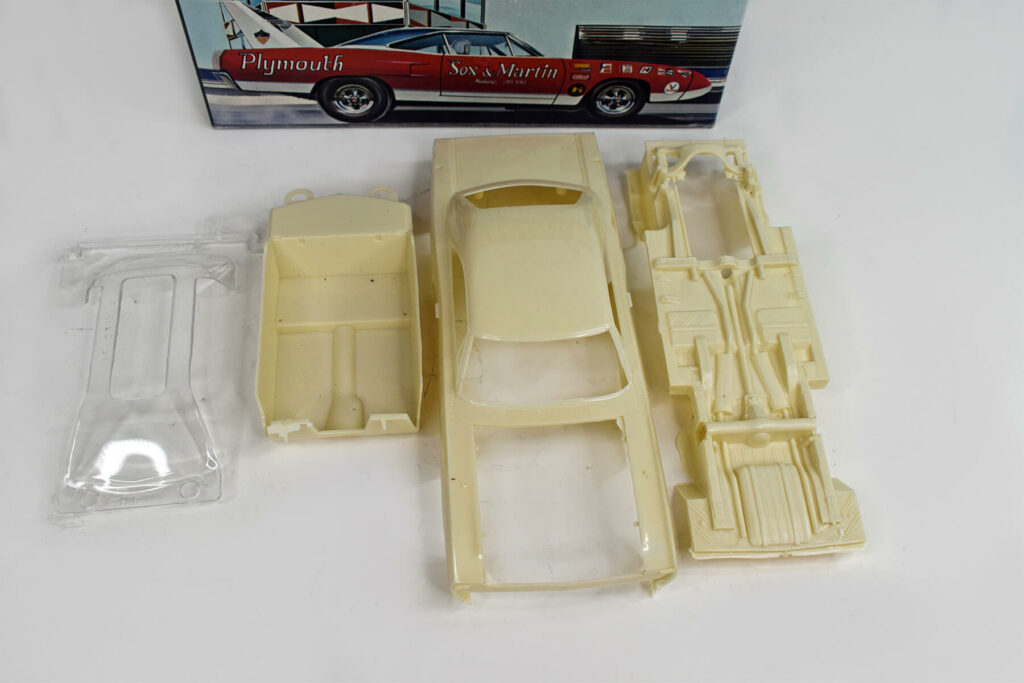 Plastic toy discount model kits