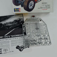 Revell Tommy Ivo 4 engine dragster (4)