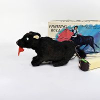 fighting bull - Uncle Al's Toys